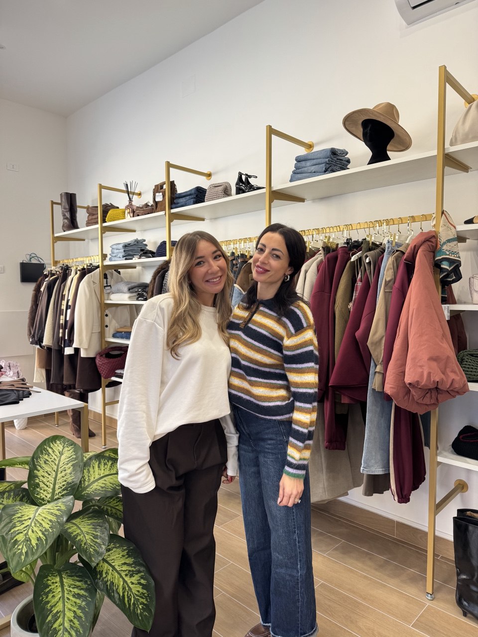 slider image 16266647175adfb89e-2